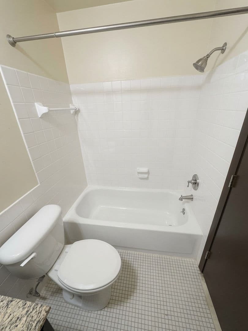 Minneapolis Apartment: 3708 West 32nd Street