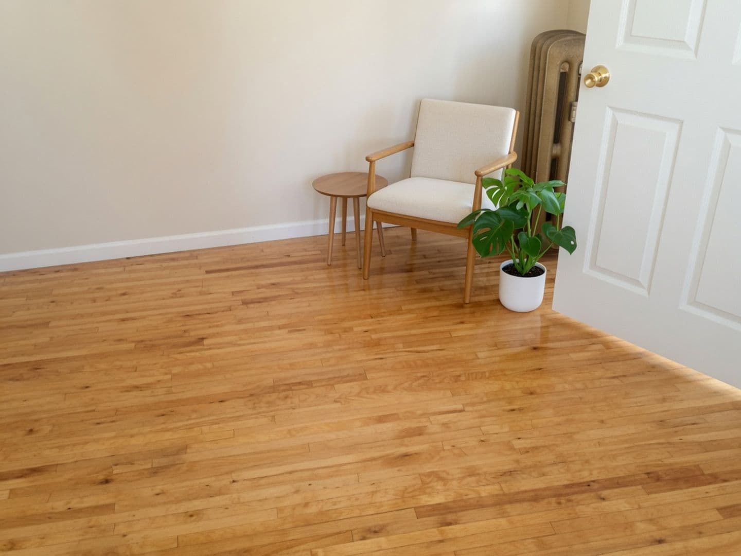 Saint Paul Apartment: 321 Bates Ave