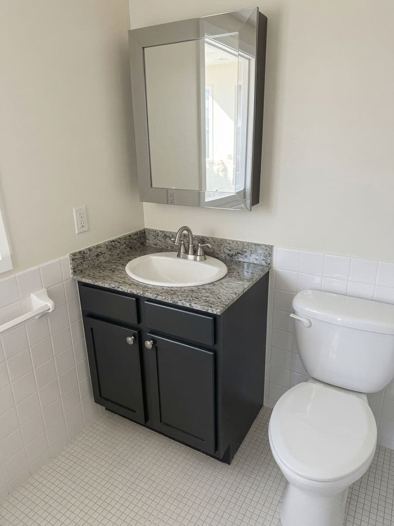 Minneapolis Apartment: 3708 West 32nd Street