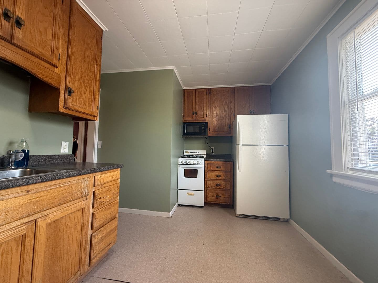 West Saint Paul Apartment: 931 Smith Avenue S
