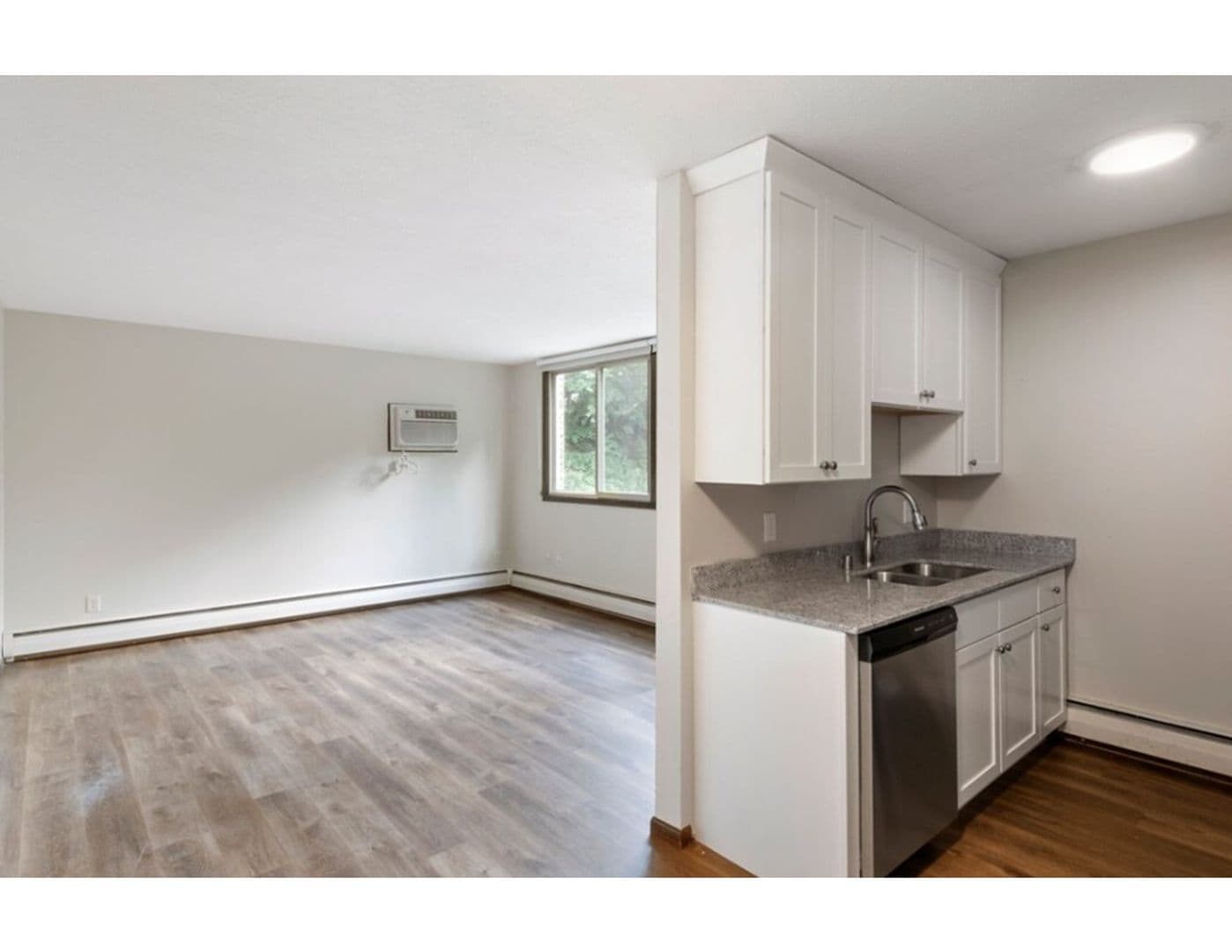 Minneapolis Apartment: 3708 West 32nd Street