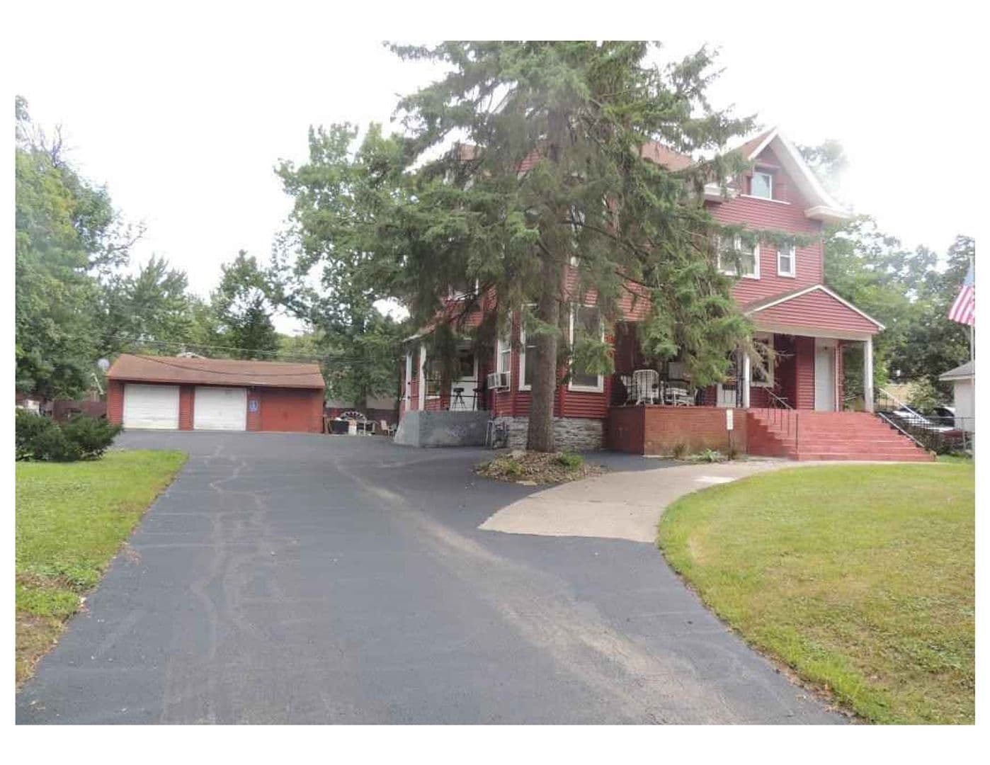 St. Paul Apartment: 272 Prescott Street