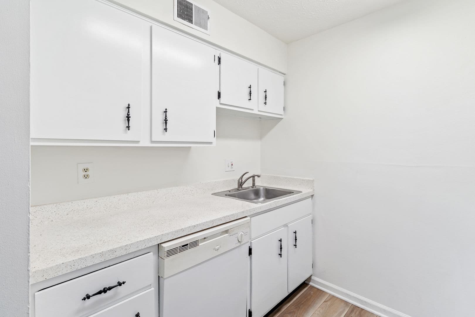 Louisville Apartment: 4203 Foreman Ln