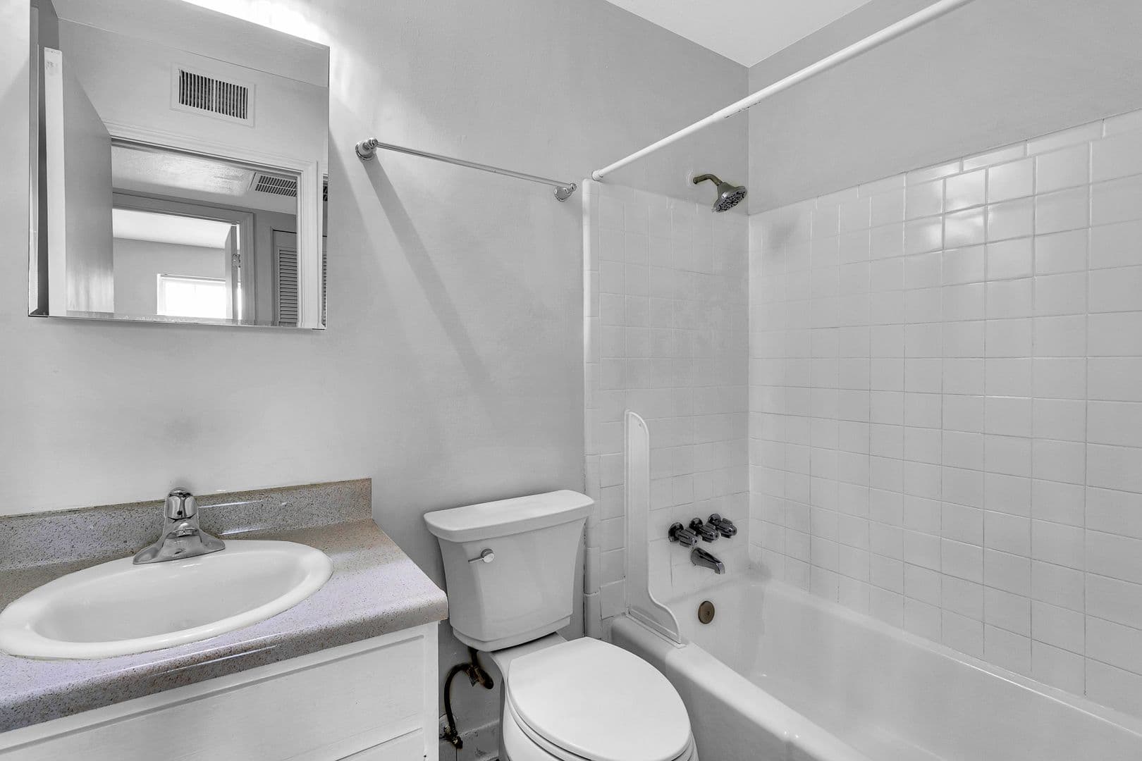 Louisville Apartment: 601-603 Revolutionary Rd.