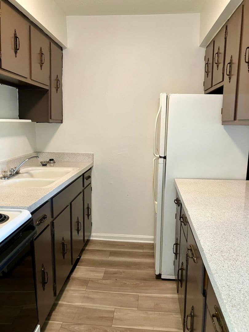 Harrodsburg Apartment: 545 Henrico Street