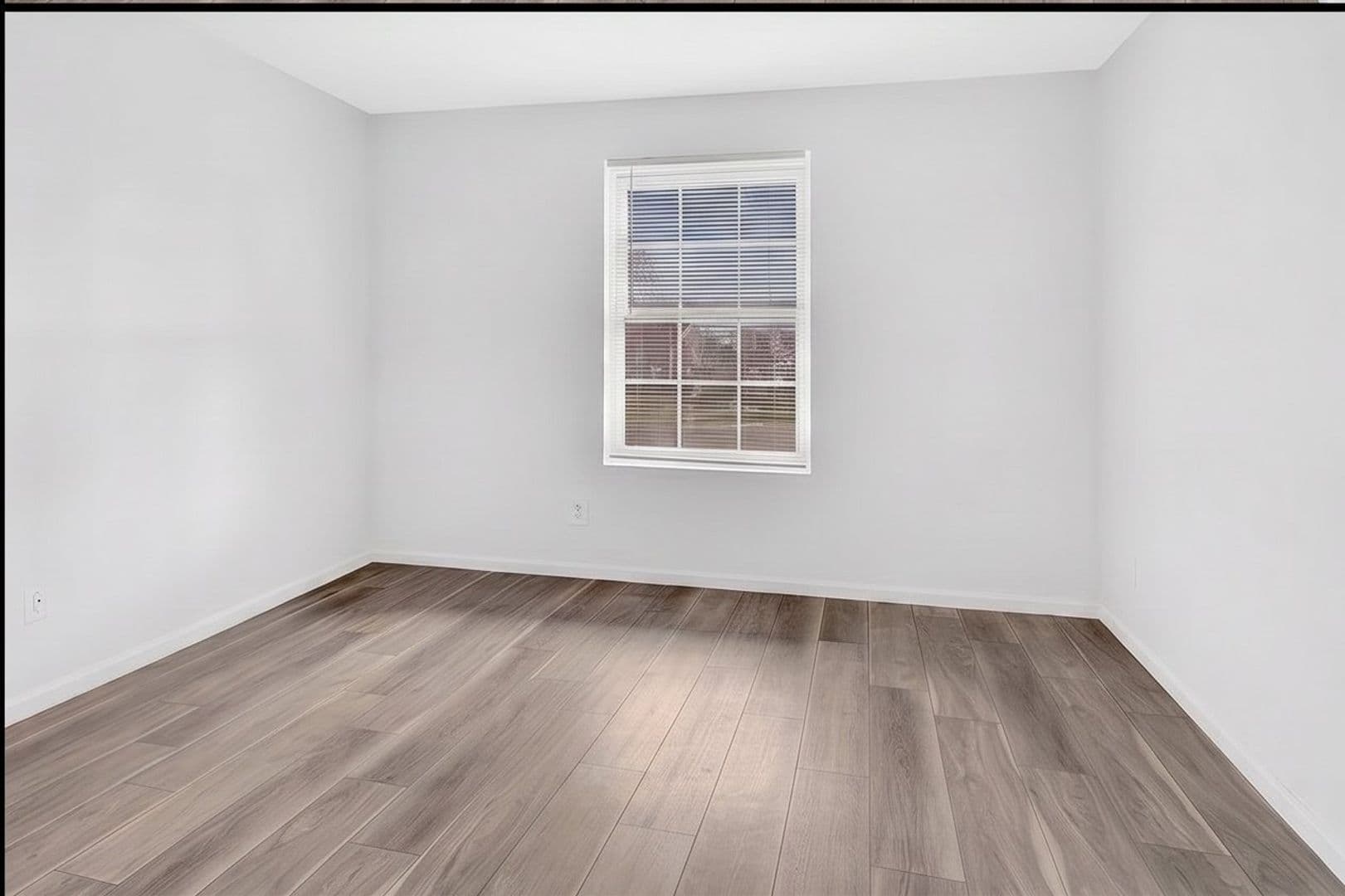 Louisville Apartment: 601-603 Revolutionary Rd.