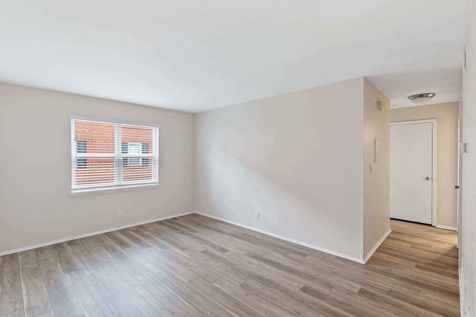 Louisville Apartment: 630 E Kentucky St.