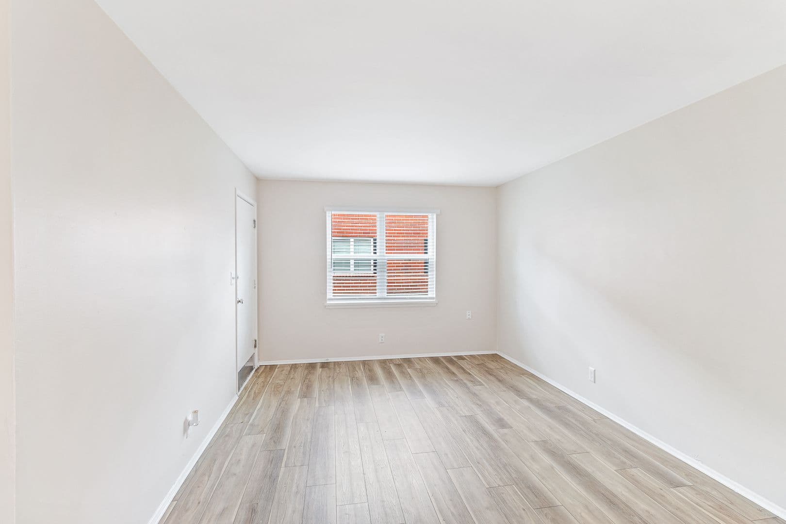 Louisville Apartment: 630 E Kentucky St.