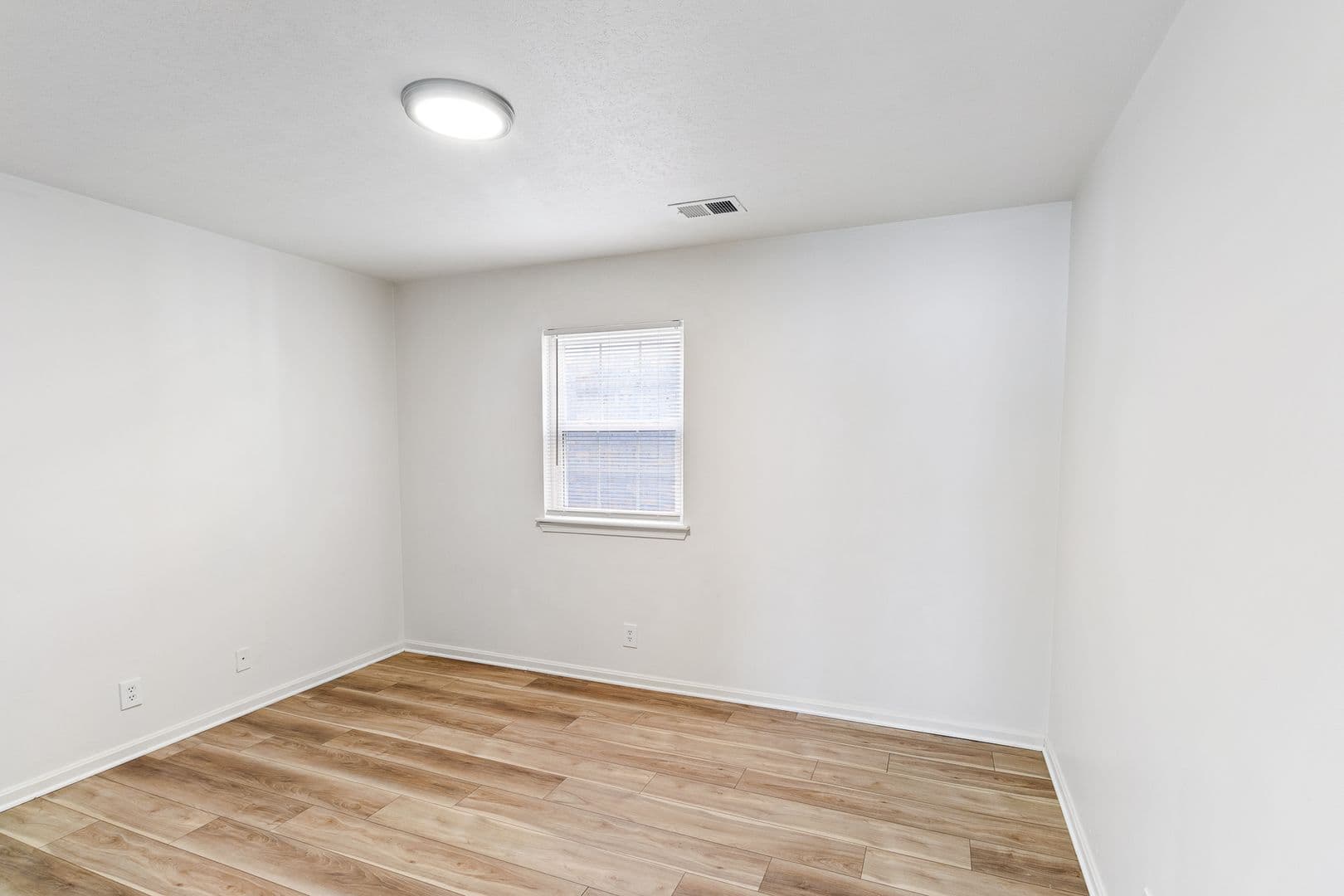Louisville Apartment: 4203 Foreman Ln