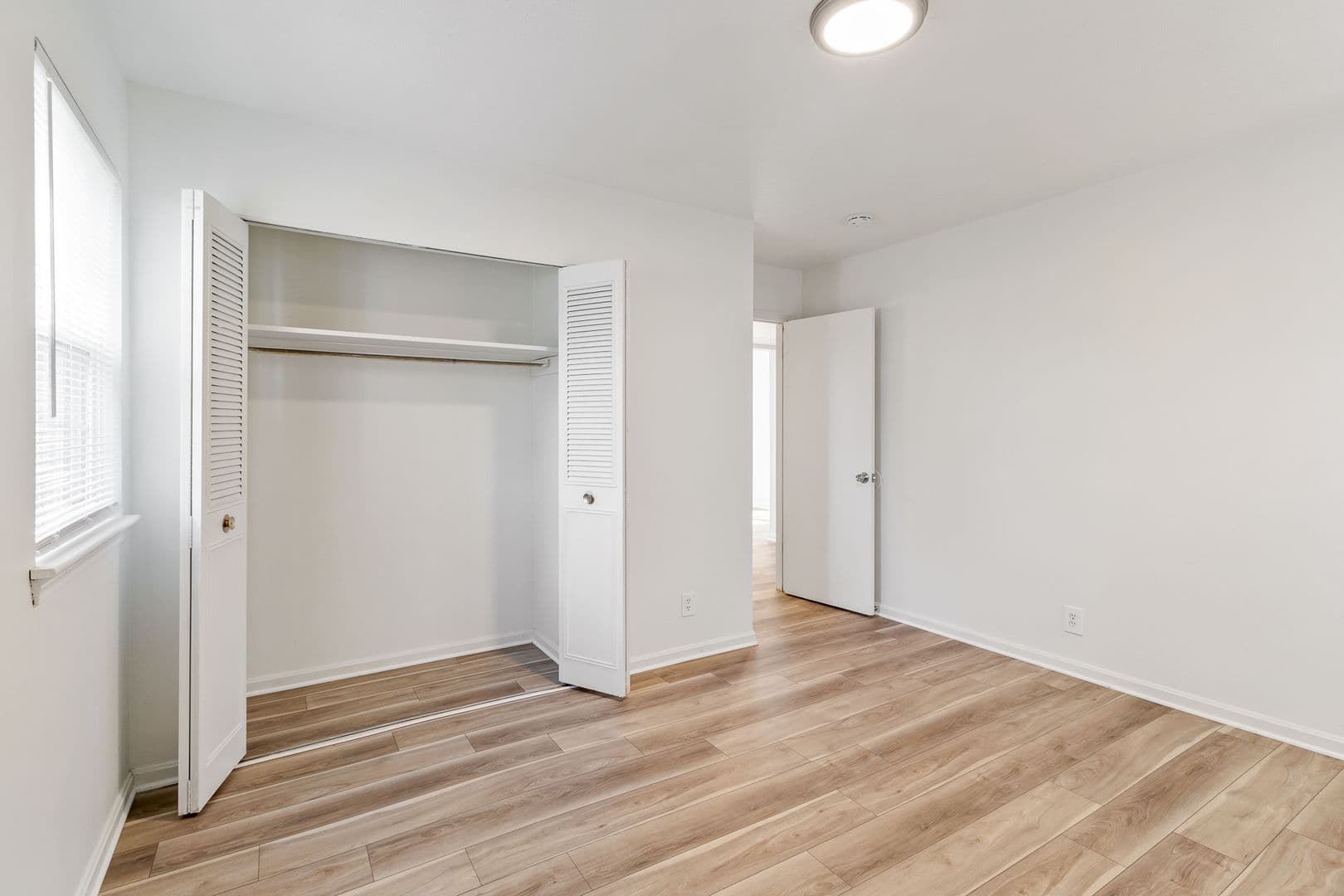 Louisville Apartment: 4203 Foreman Ln