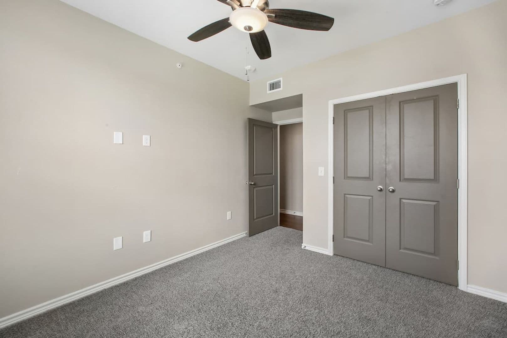 Midlothian Apartment: 2991 Lakeside Drive