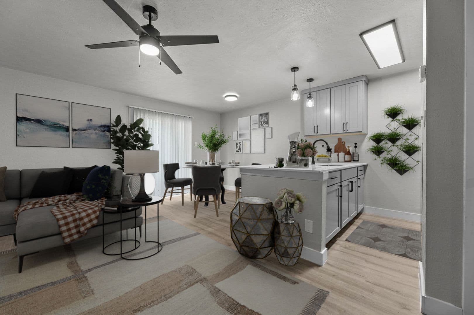 Dallas Apartment: 13266 Emily Rd