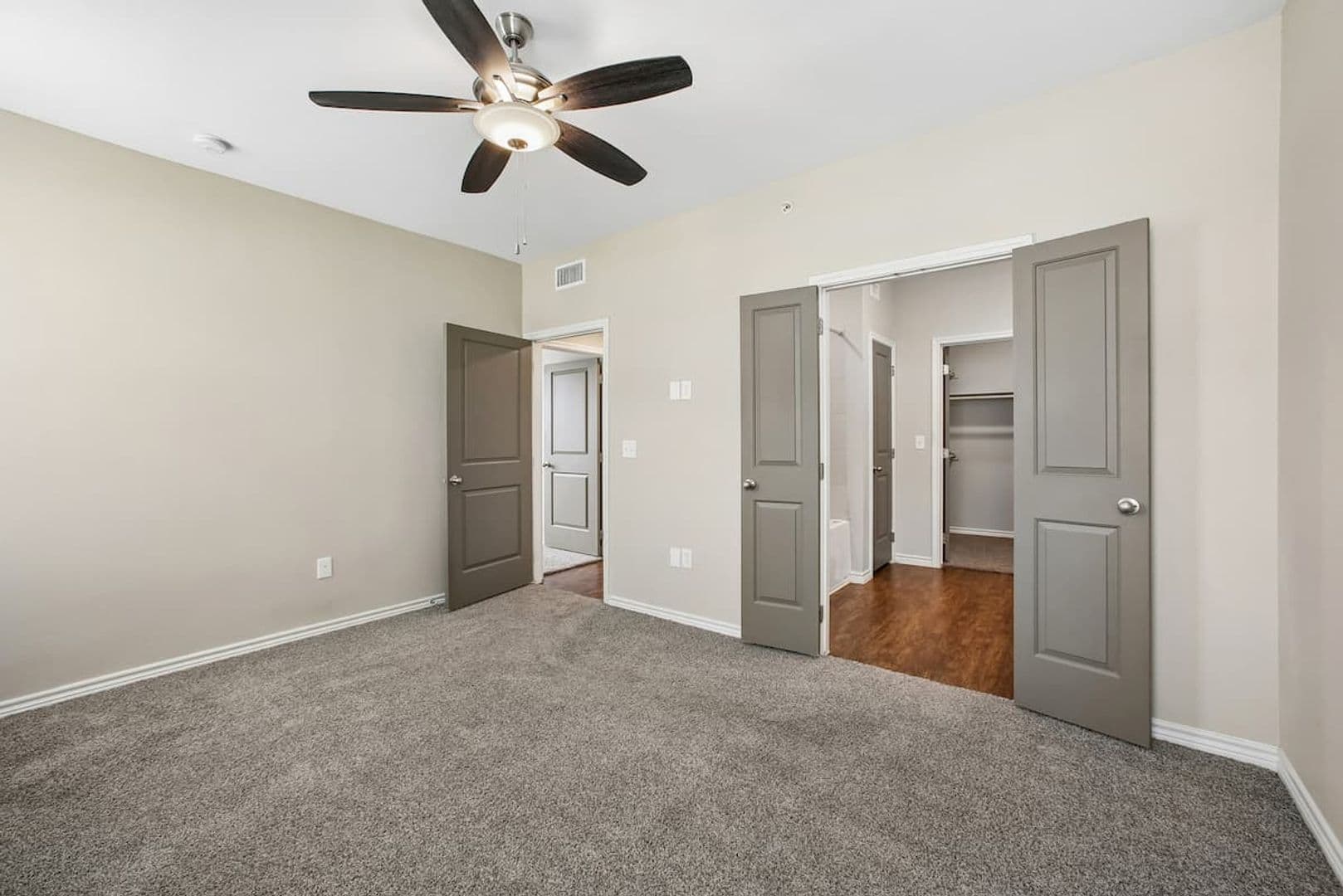 Midlothian Apartment: 2991 Lakeside Drive