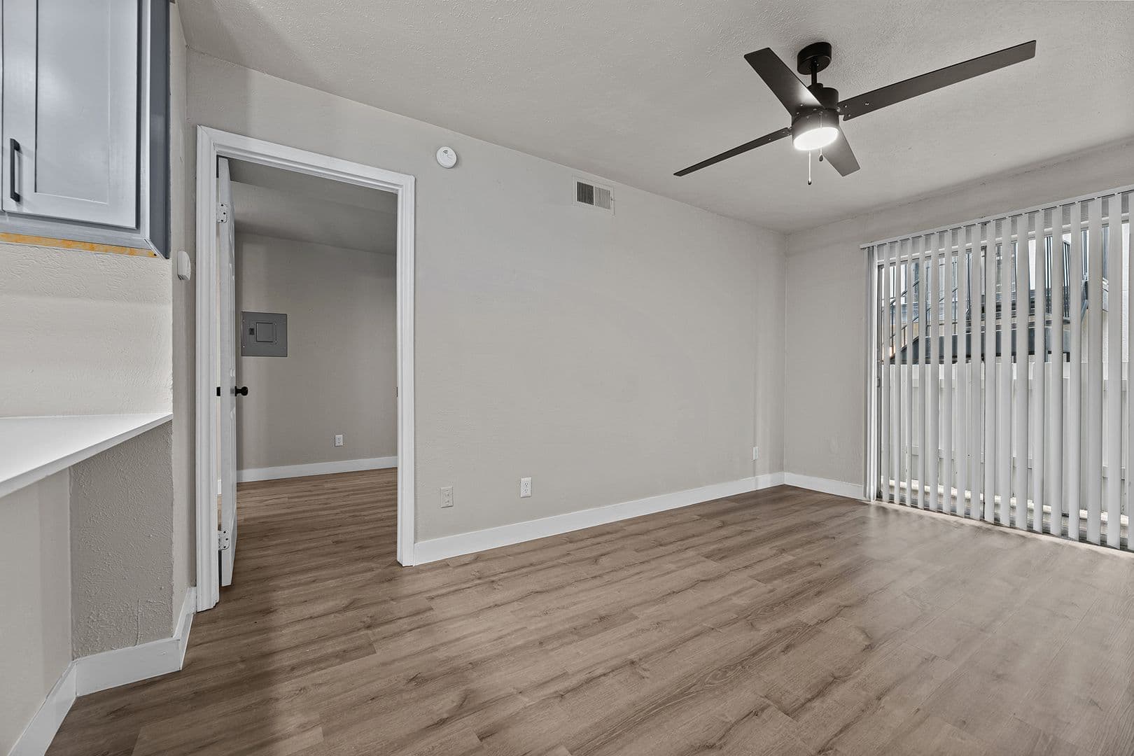 Dallas Apartment: 13266 Emily Rd
