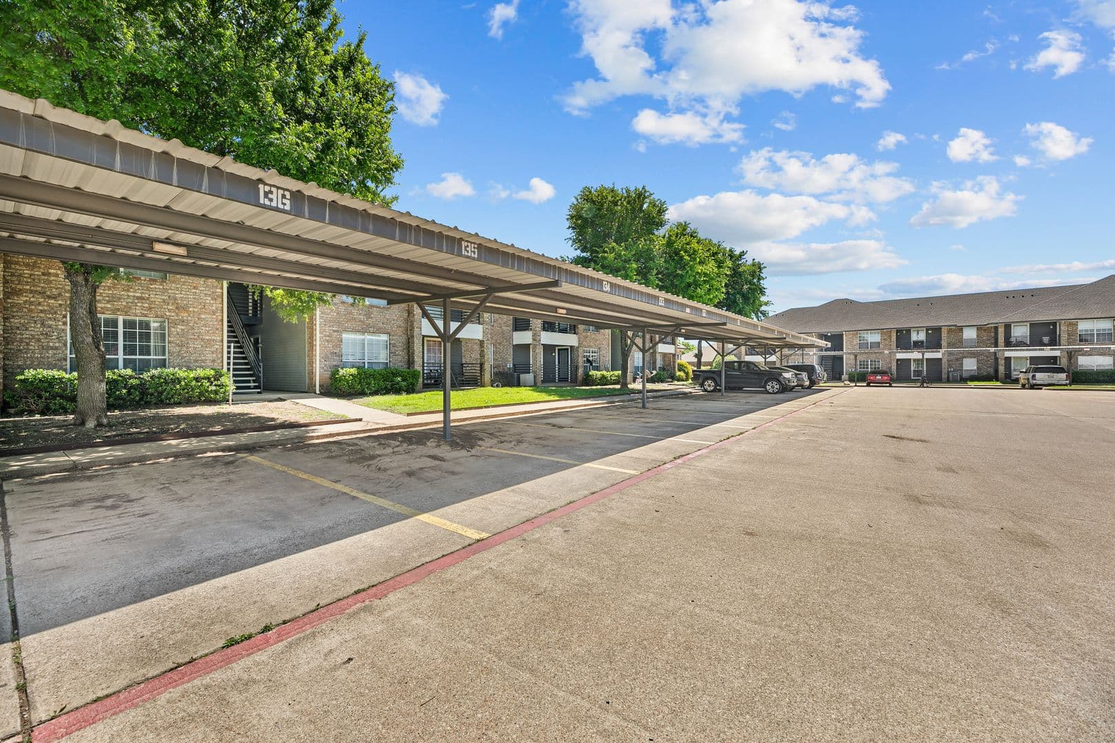Midlothian Apartment: 170 Henderson Street