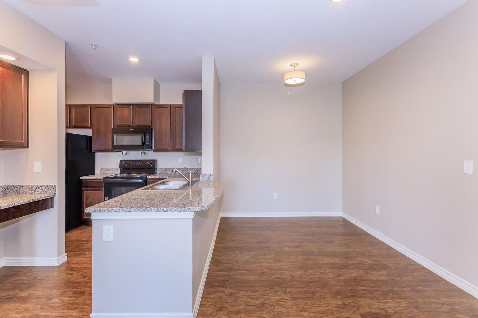 Midlothian Apartment: 2991 Lakeside Drive