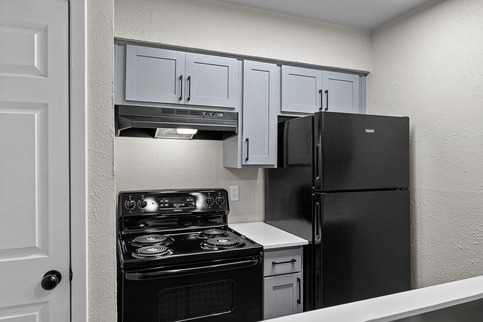Dallas Apartment: 13266 Emily Rd