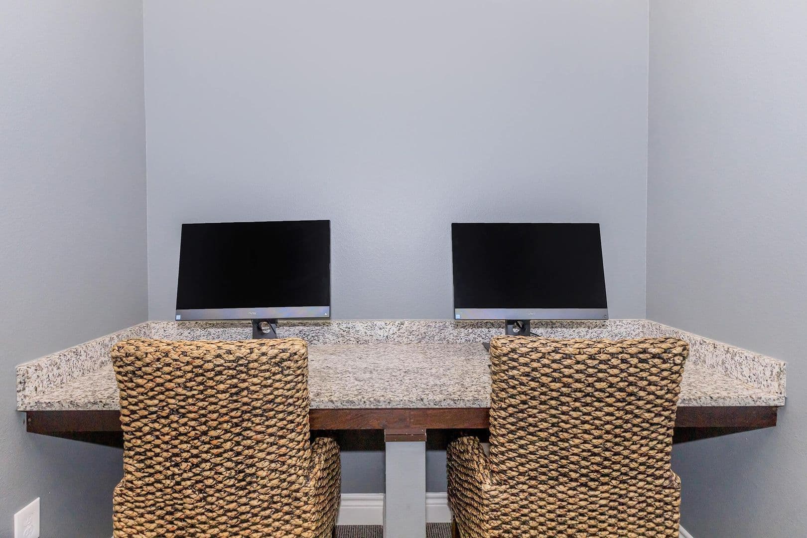 Midlothian Apartment: 2991 Lakeside Drive