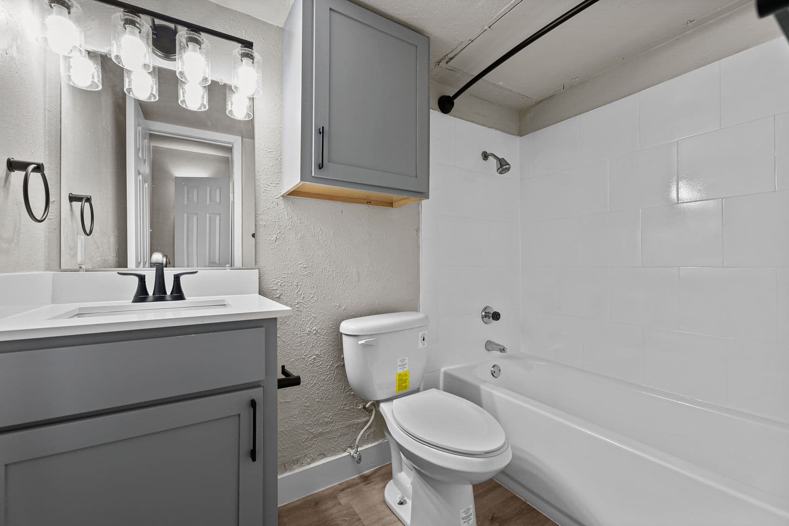 Dallas Apartment: 13266 Emily Rd