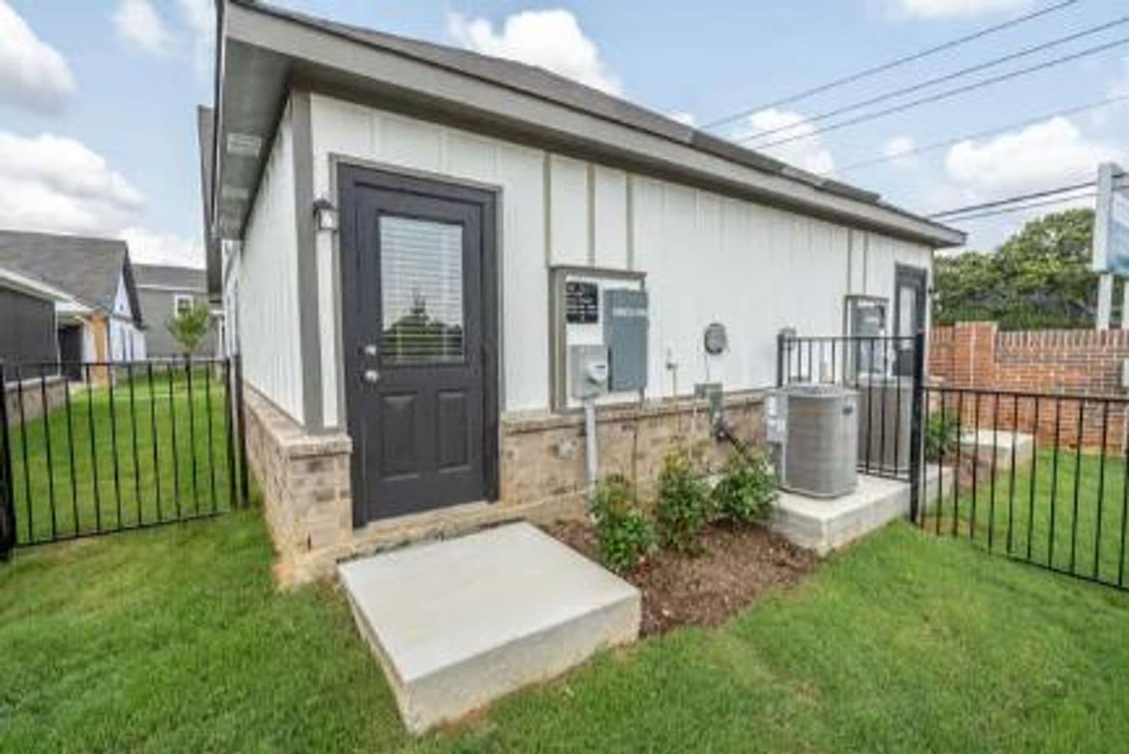 Fort Worth Apartment: 10150 E Hurst Blvd