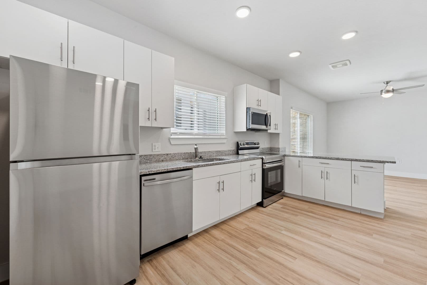 Ennis Apartment: 1101 Biloxi Drive