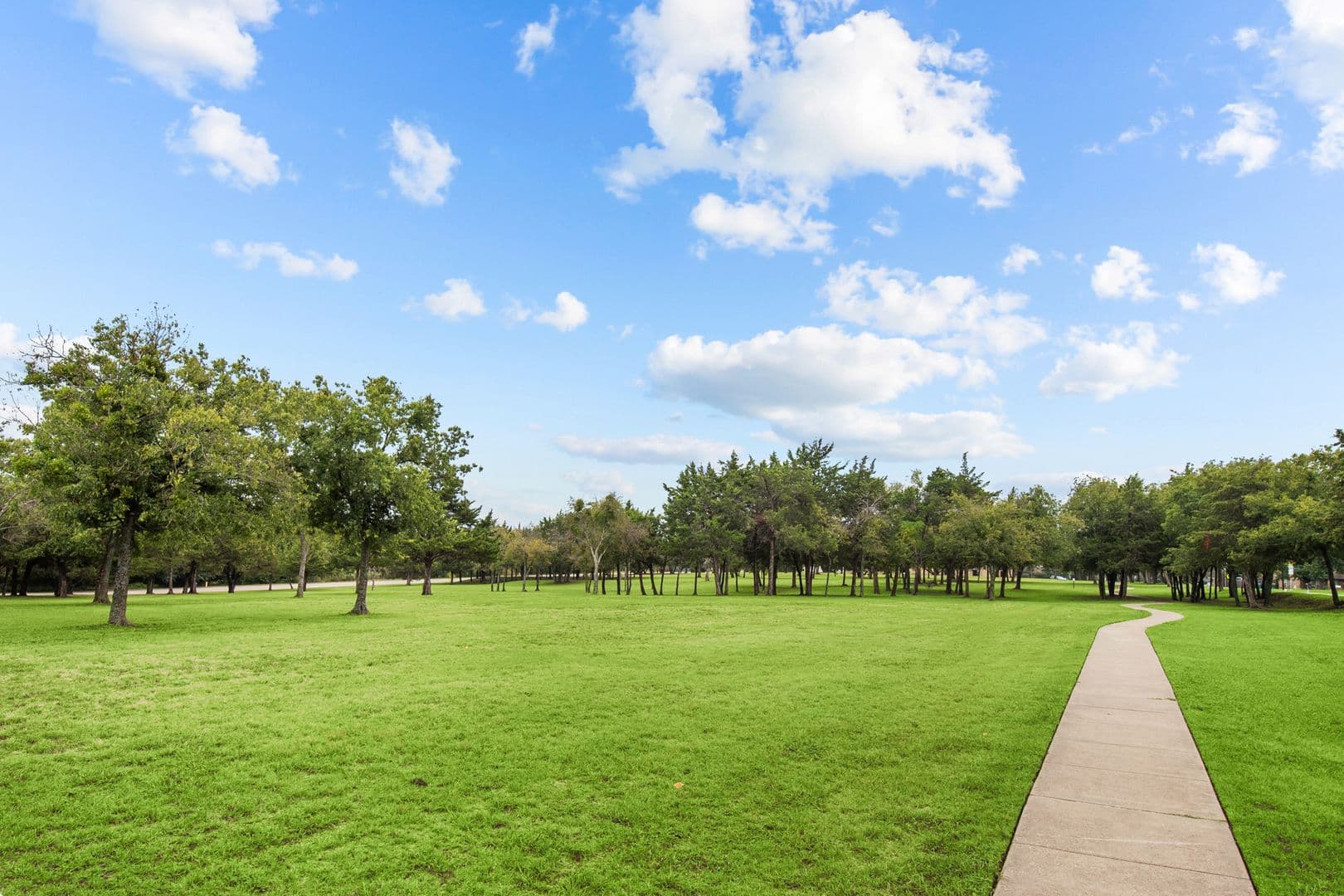 Cedar Hill Apartment: 151 East Little Creek Road
