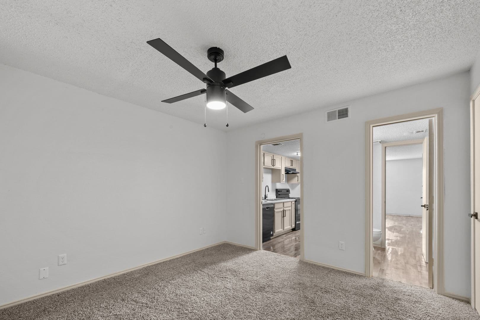 Cedar Hill Apartment: 151 East Little Creek Road