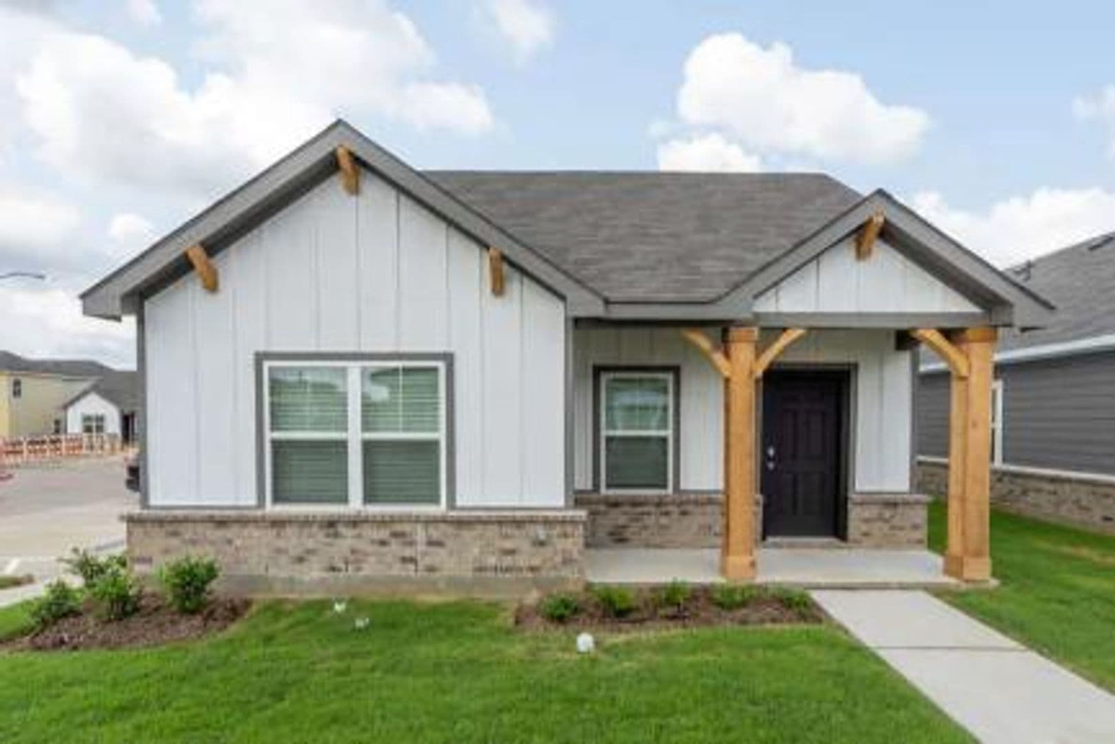 Fort Worth Apartment: 10150 E Hurst Blvd