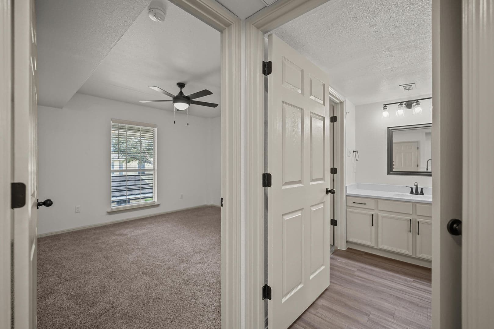 Midlothian Apartment: 170 Henderson Street