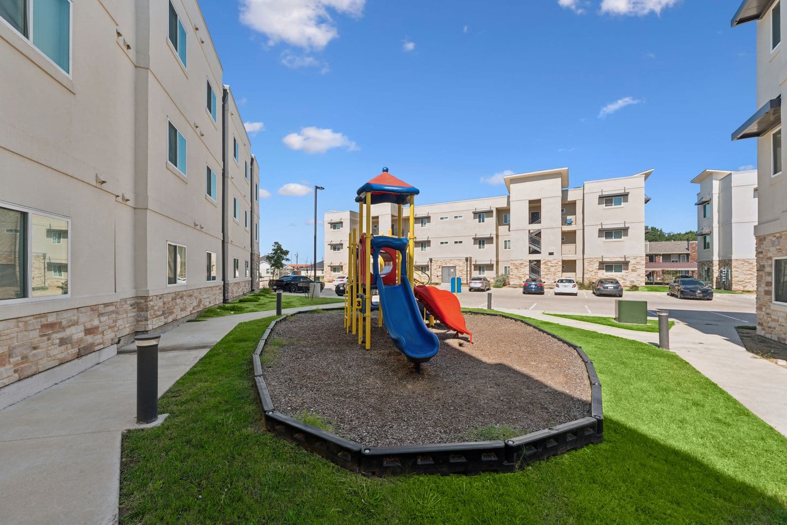 Ennis Apartment: 1101 Biloxi Drive