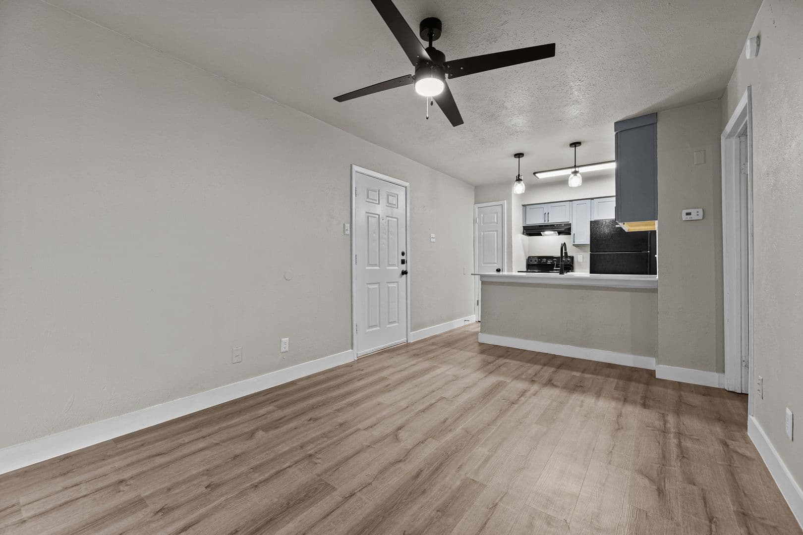 Dallas Apartment: 13266 Emily Rd