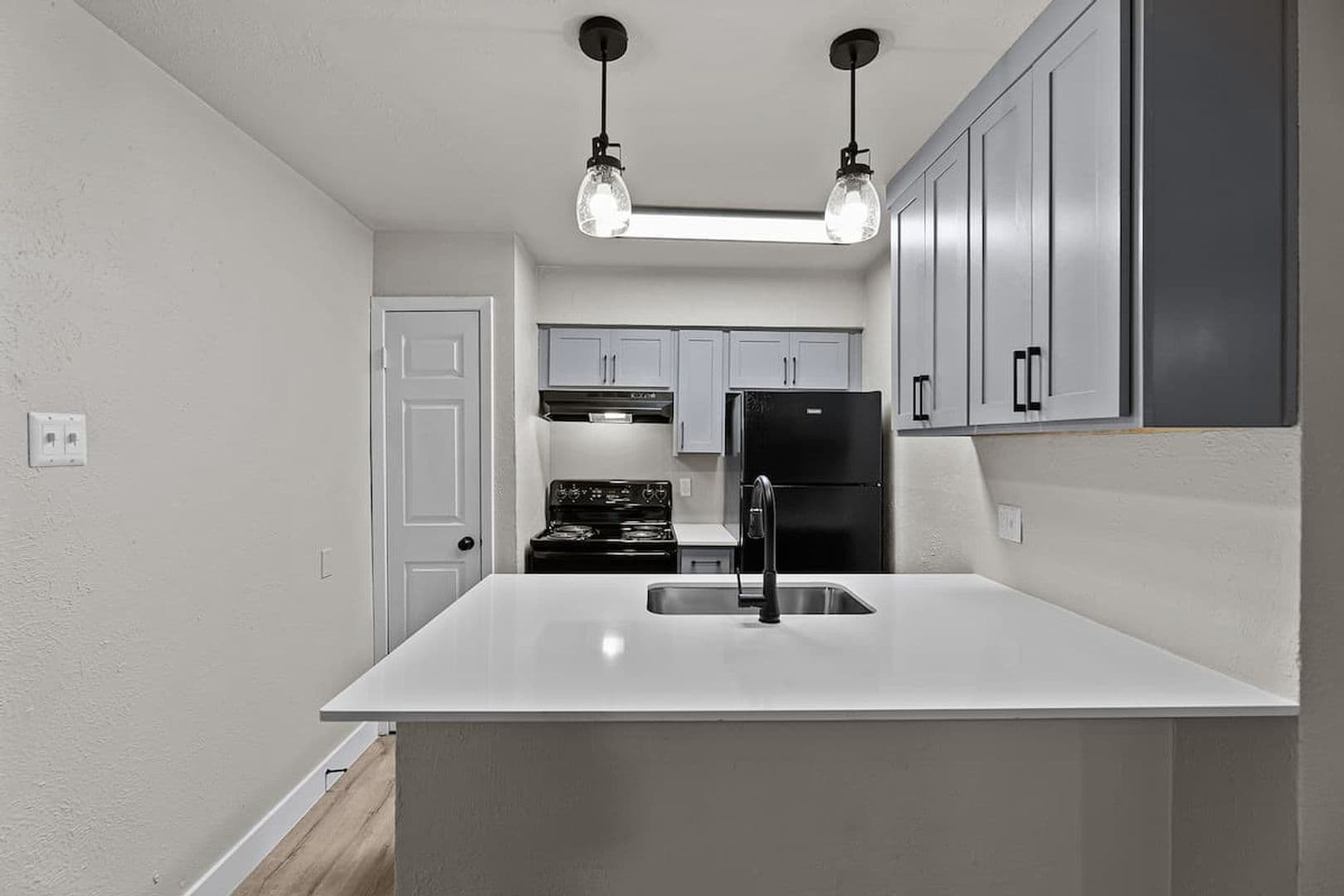 Dallas Apartment: 13266 Emily Rd
