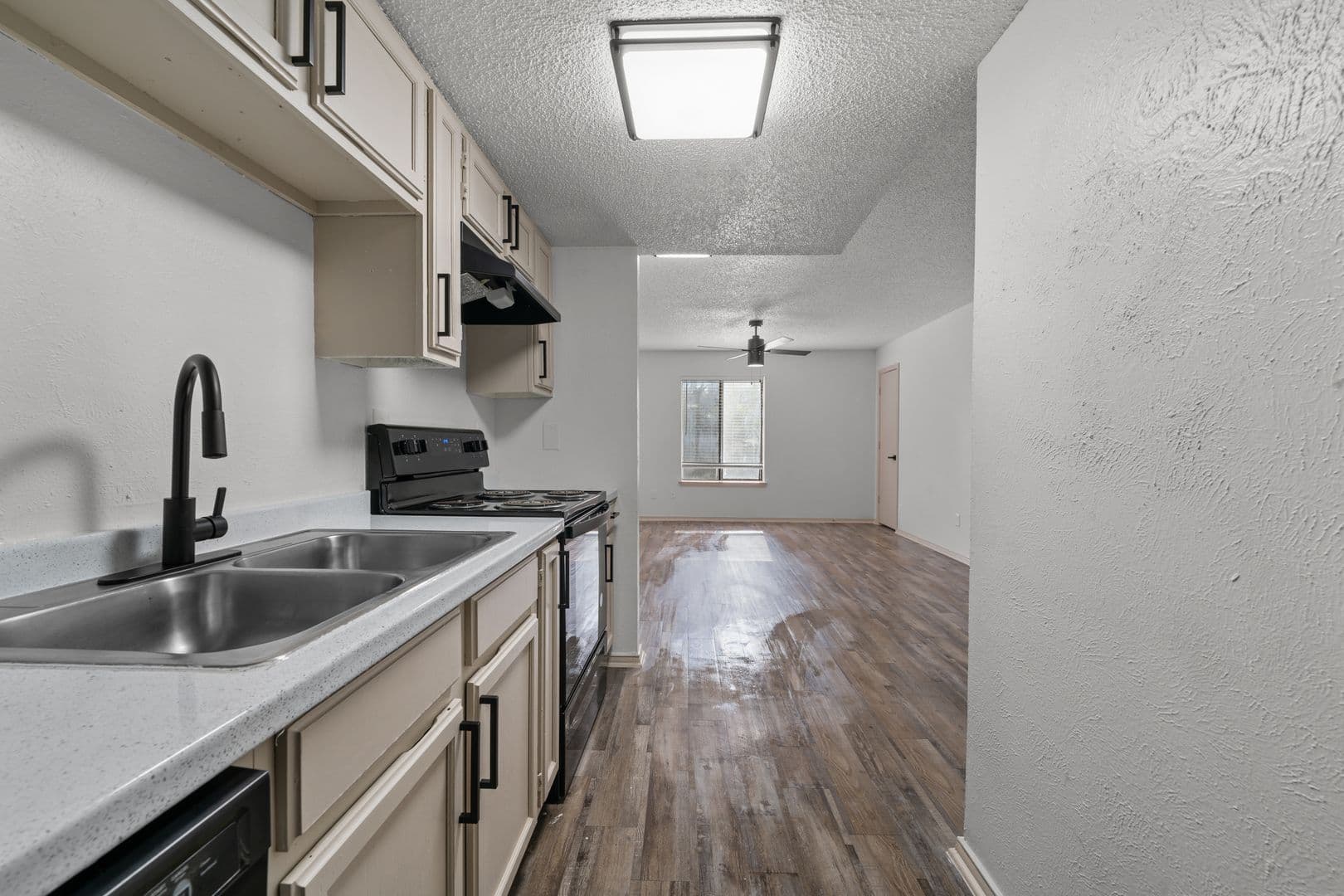 Cedar Hill Apartment: 151 East Little Creek Road