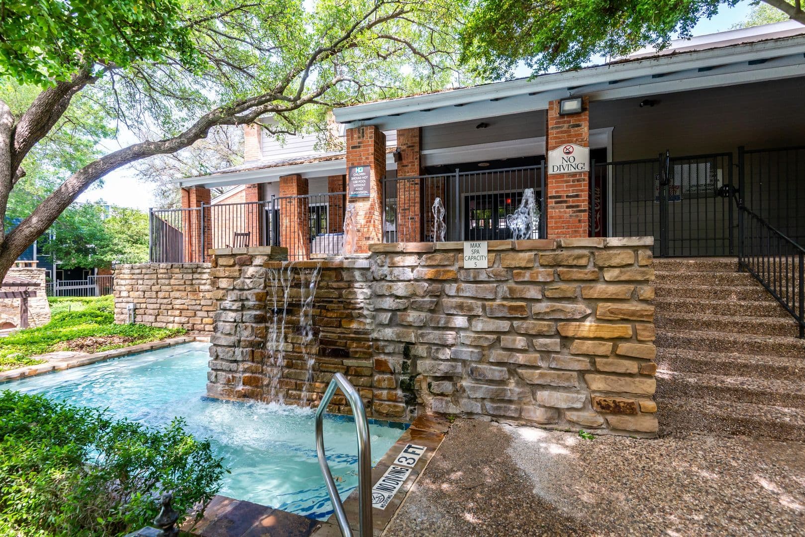 Fort Worth Apartment: 5101 Overton Ridge Blvd