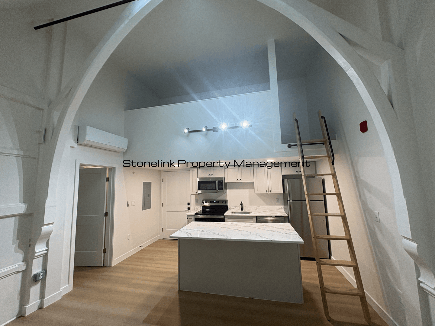 Providence Apartment: 265 Manton Avenue