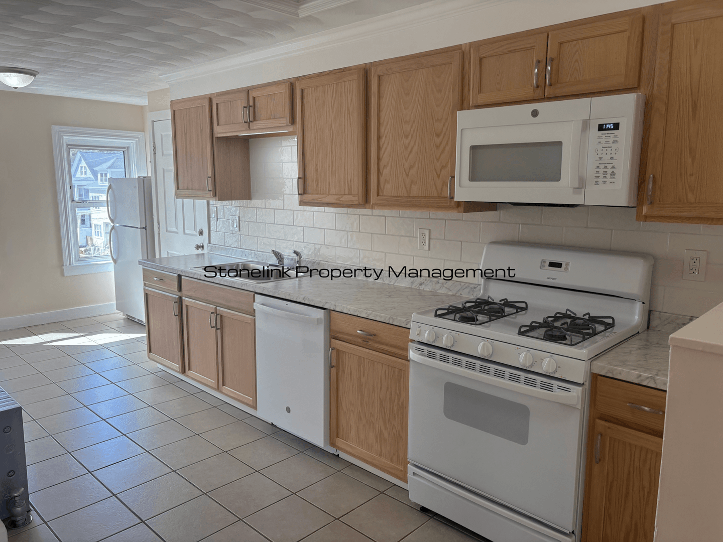 East Providence Apartment: 157 Mauran Avenue