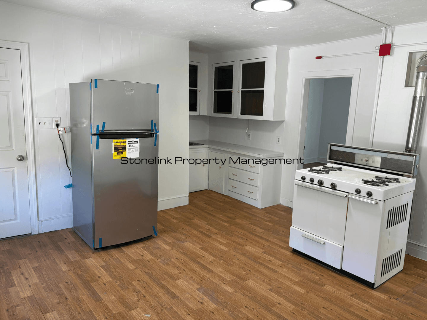 Providence Apartment: 622 Union Avenue