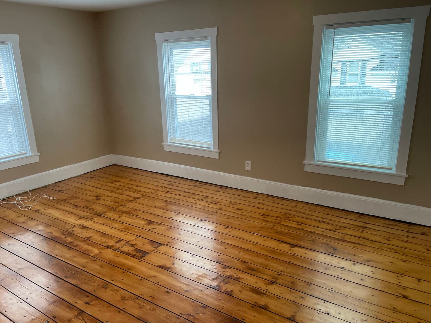 Pawtucket Apartment: 183-185 Harrison Street