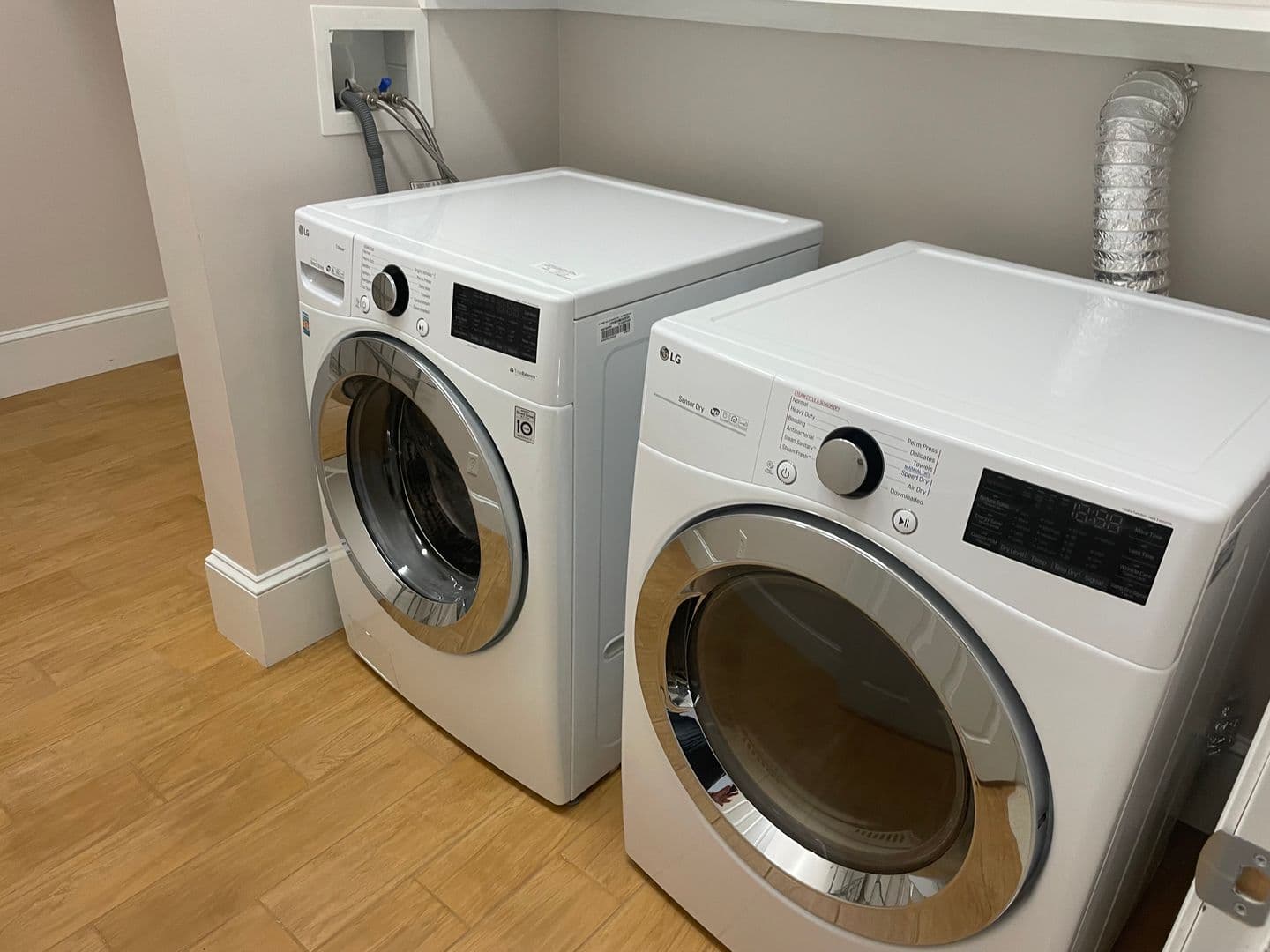 Providence Apartment: 27-29 Elmway Street