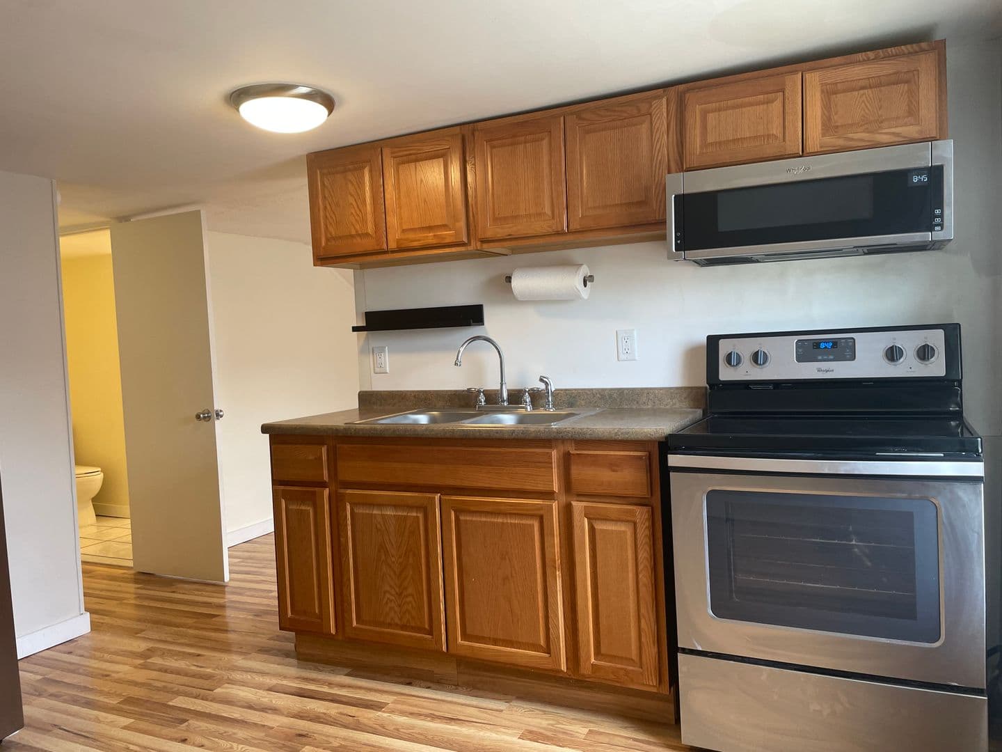 West Warwick Apartment: 16 Border Street