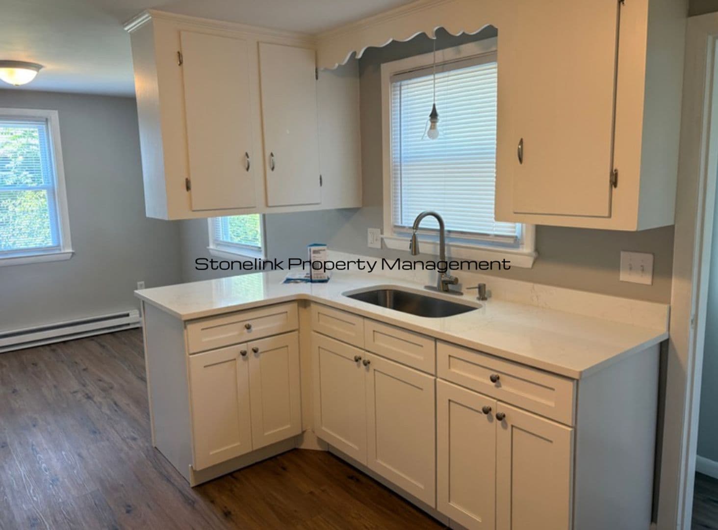 Warwick Apartment: 31 Studley Avenue