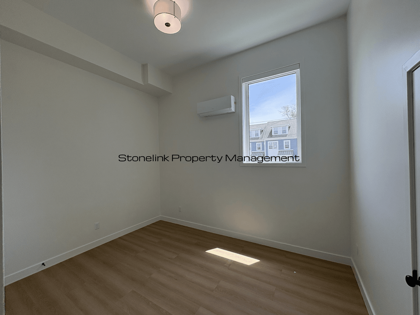 Providence Apartment: 265 Manton Avenue