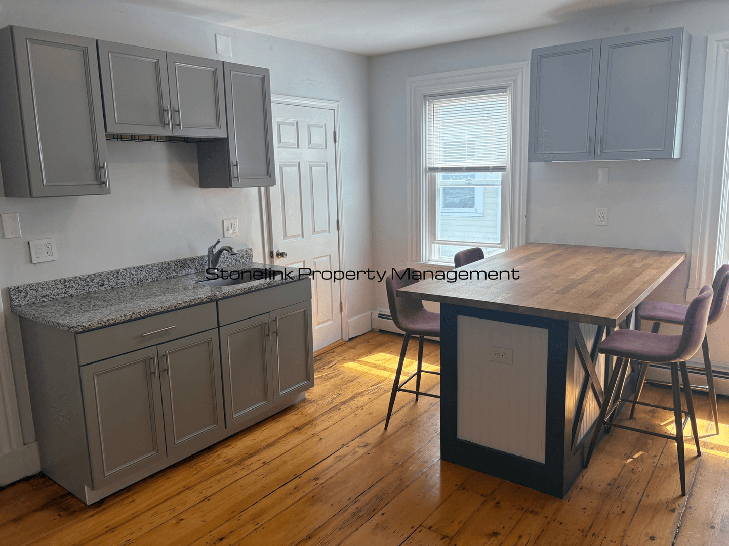 Providence Apartment: 130 Sutton Street
