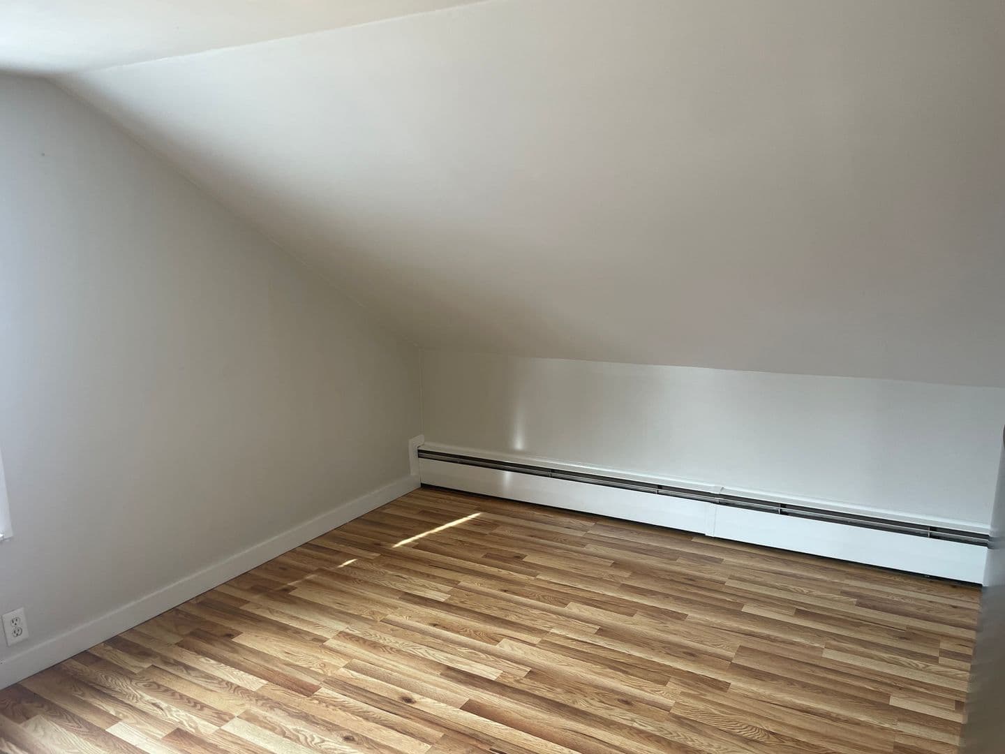 West Warwick Apartment: 16 Border Street
