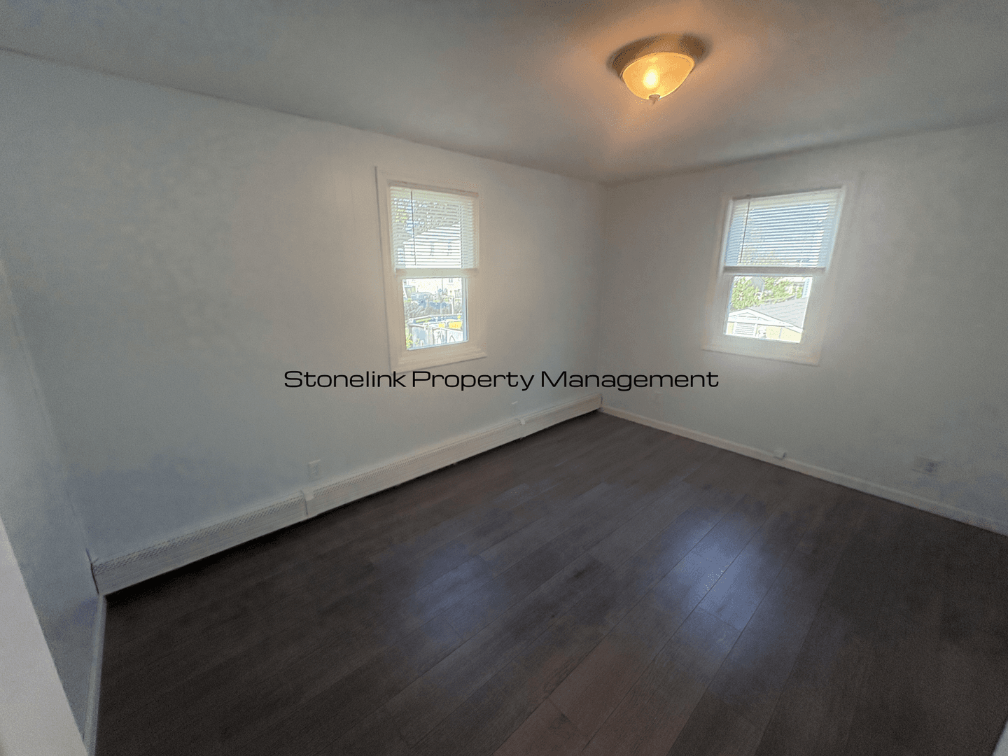 Riverside Apartment: 480 Bullocks Point Avenue