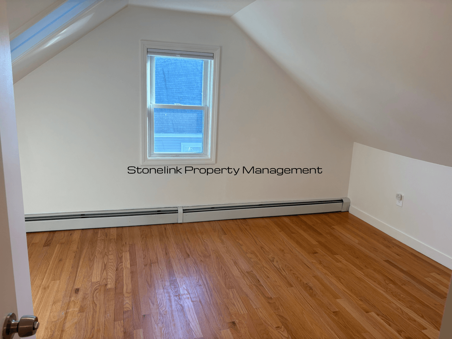Pawtucket House: 80 Pollard Avenue