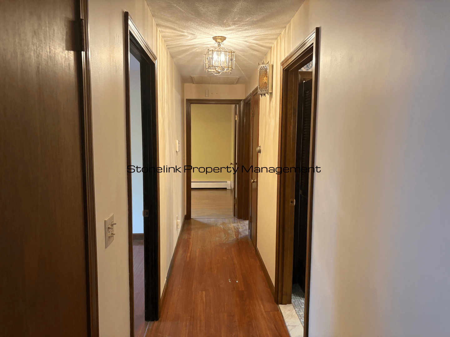 North Providence House: 2 Heritage Circle