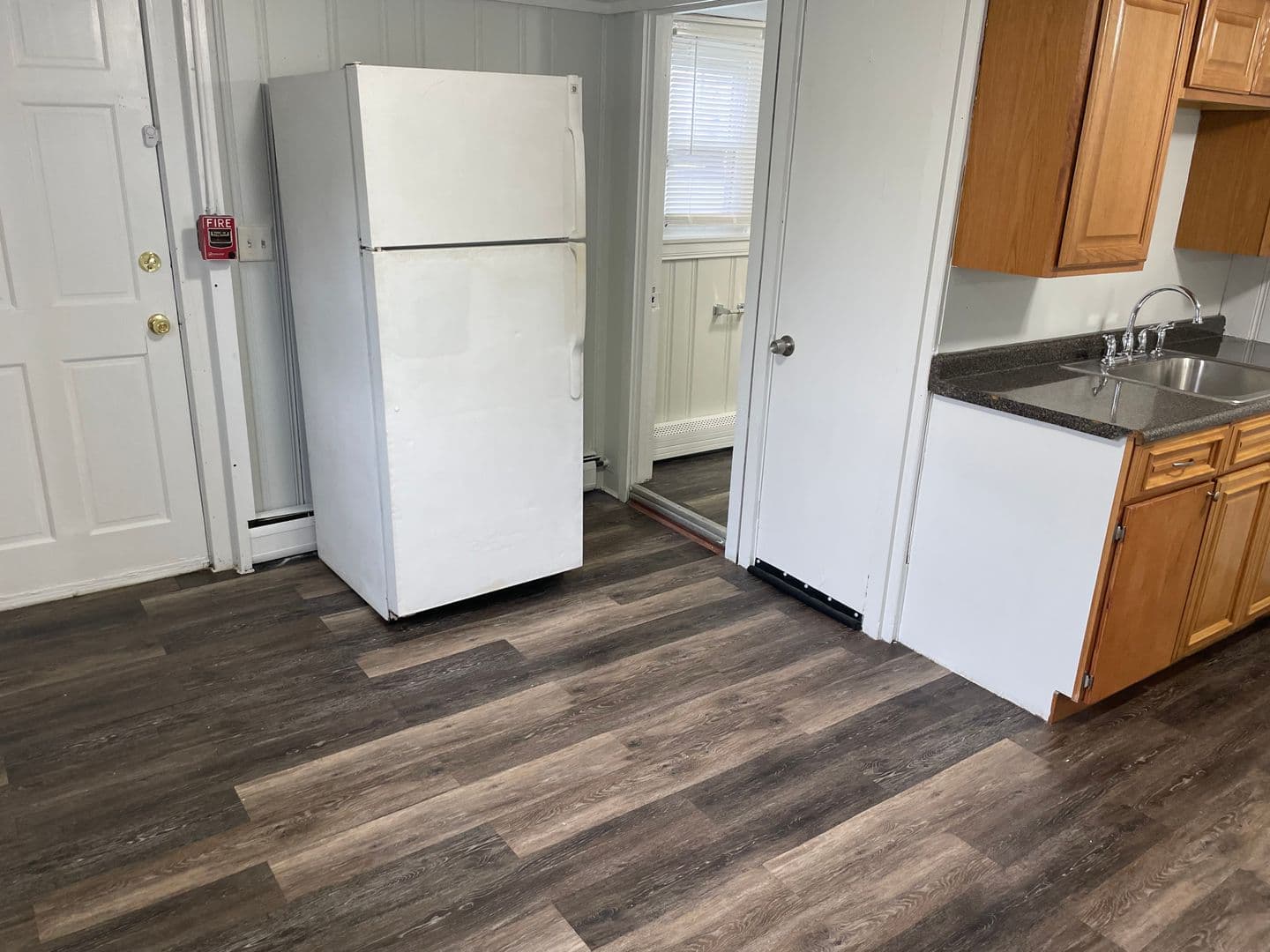 Pawtucket Apartment: 442 Smithfield Avenue - 1 Oriole Avenue