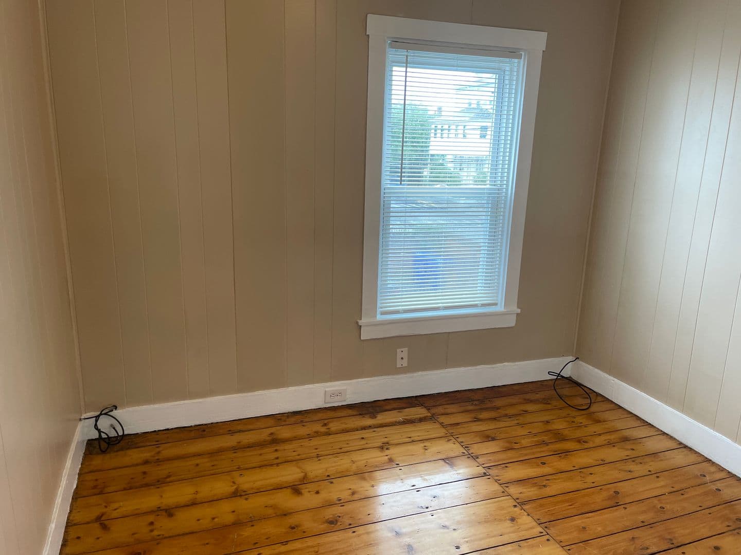 Pawtucket Apartment: 183-185 Harrison Street