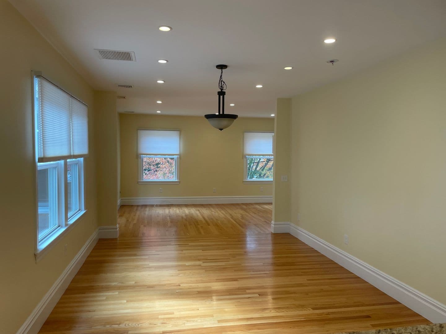 Providence Apartment: 27-29 Elmway Street